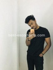 Colombo sexy escort guy